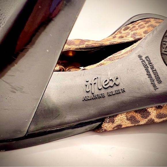 Cute Anne Klein Heels Size 6.5 Med Leopard Fabric-Patten Leather Heels-Preowned - Picture 9 of 16